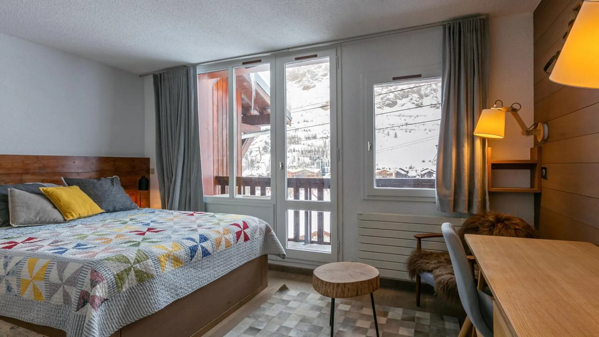 Appartement 5 Pieces Avec Terrasse Et Wifi - Fr-1-694-101 Val-dʼIsère Apartman